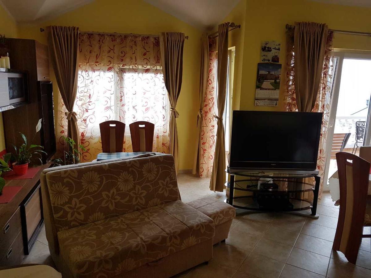 הרצג-נובי Porodicni Apartman מראה חיצוני תמונה